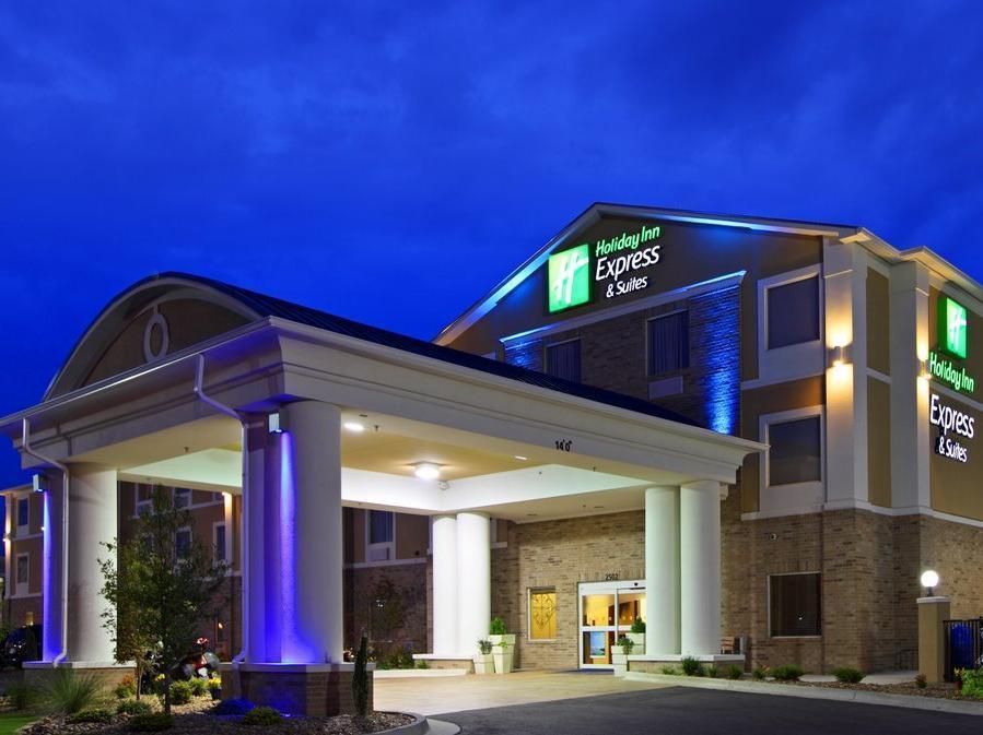Holiday Inn Express & Suites Lantana By Ihg Bagian luar foto